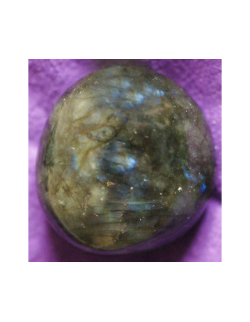 Galet en Labradorite