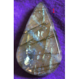 Labradorite percée goutte 1